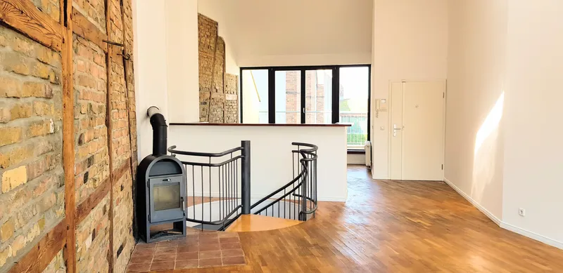 Traum Dachgeschoss/Maisonette in Top Lage - nur teilgewerblich - befristet für 4 Jahre — photo 1